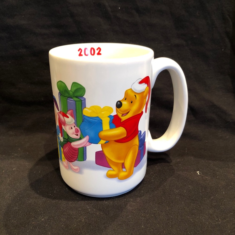 Winnie Pooh 02 Christmas Mug Eeyore Piglet Tigger
